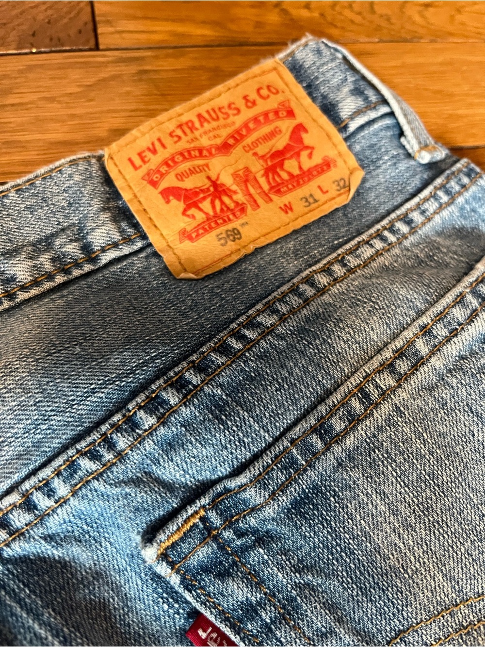 Levi's Men's Relaxed Jeans in Light Blue Denim